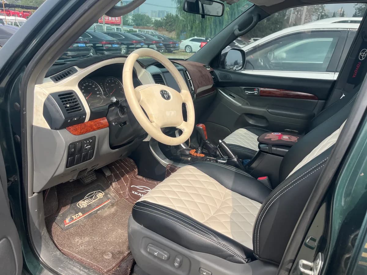 Toyota 2006 4.0L VX NAVI 3