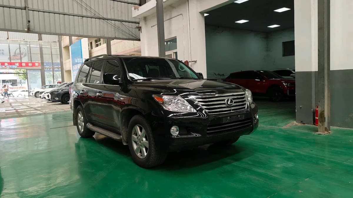 Lexus LX 2009 570 3