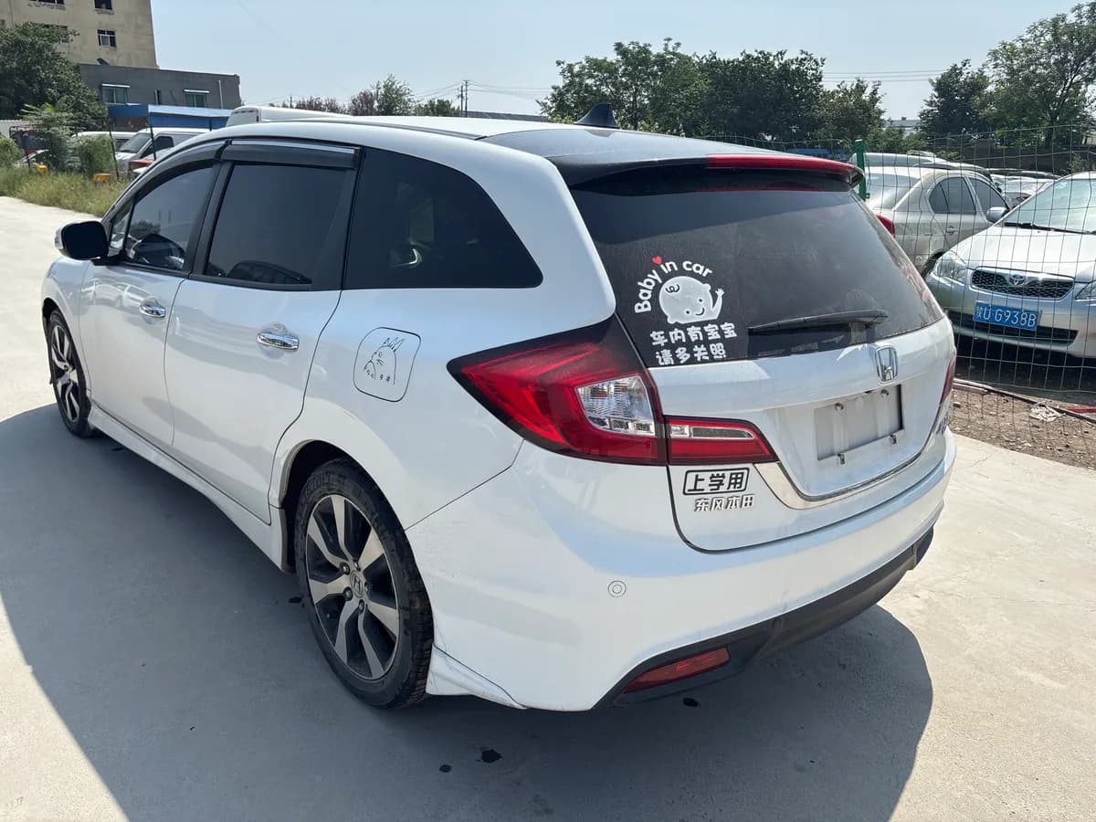Honda 2014 1.8L CVT 5 4