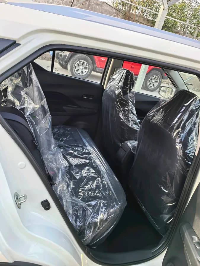 Nissan 2023 1.5L 「 」 5