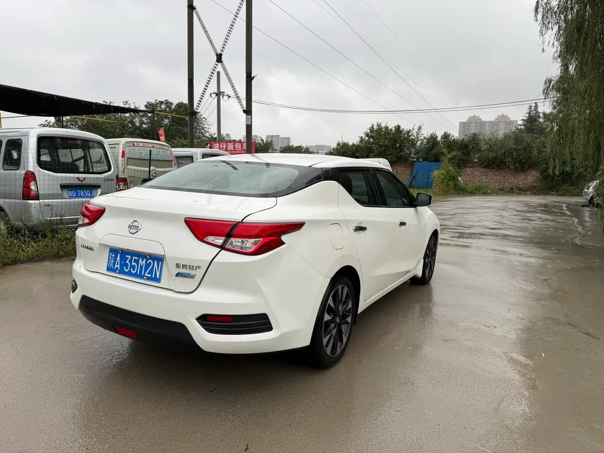 Nissan 2019 1.6L CVT VI 6