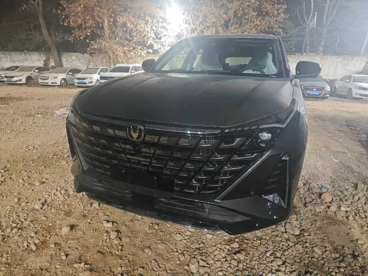 Changan UNI-Z 2024 iDD 125km