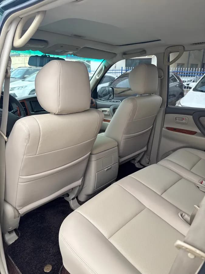 Toyota ( ) 2001 4500 8