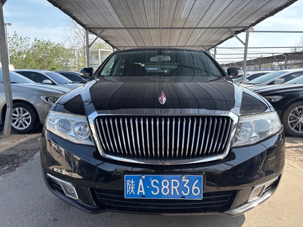 Hongqi H7 2015 2.0T 2