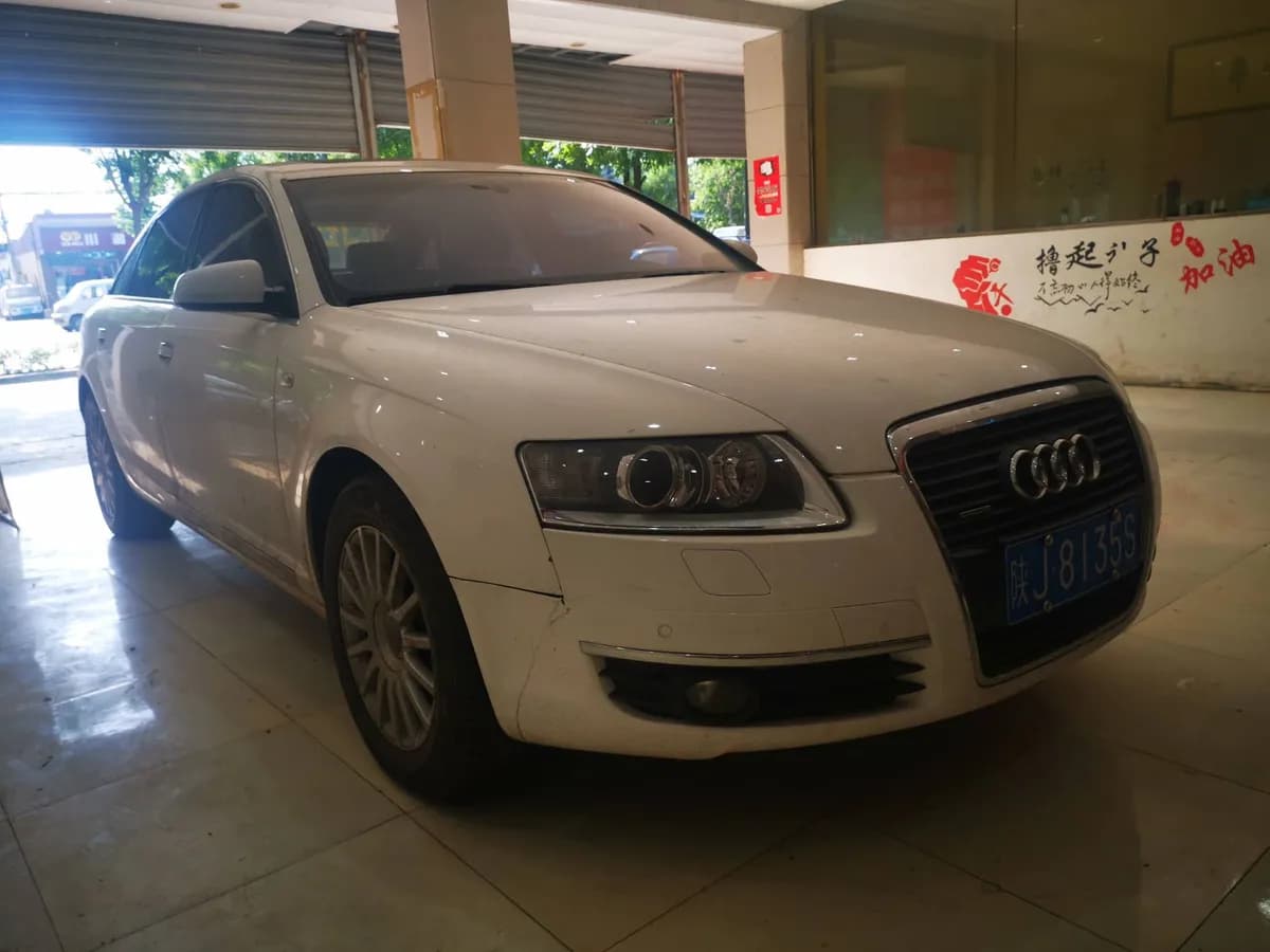 Audi A6L 2005 4.2L quattro 2