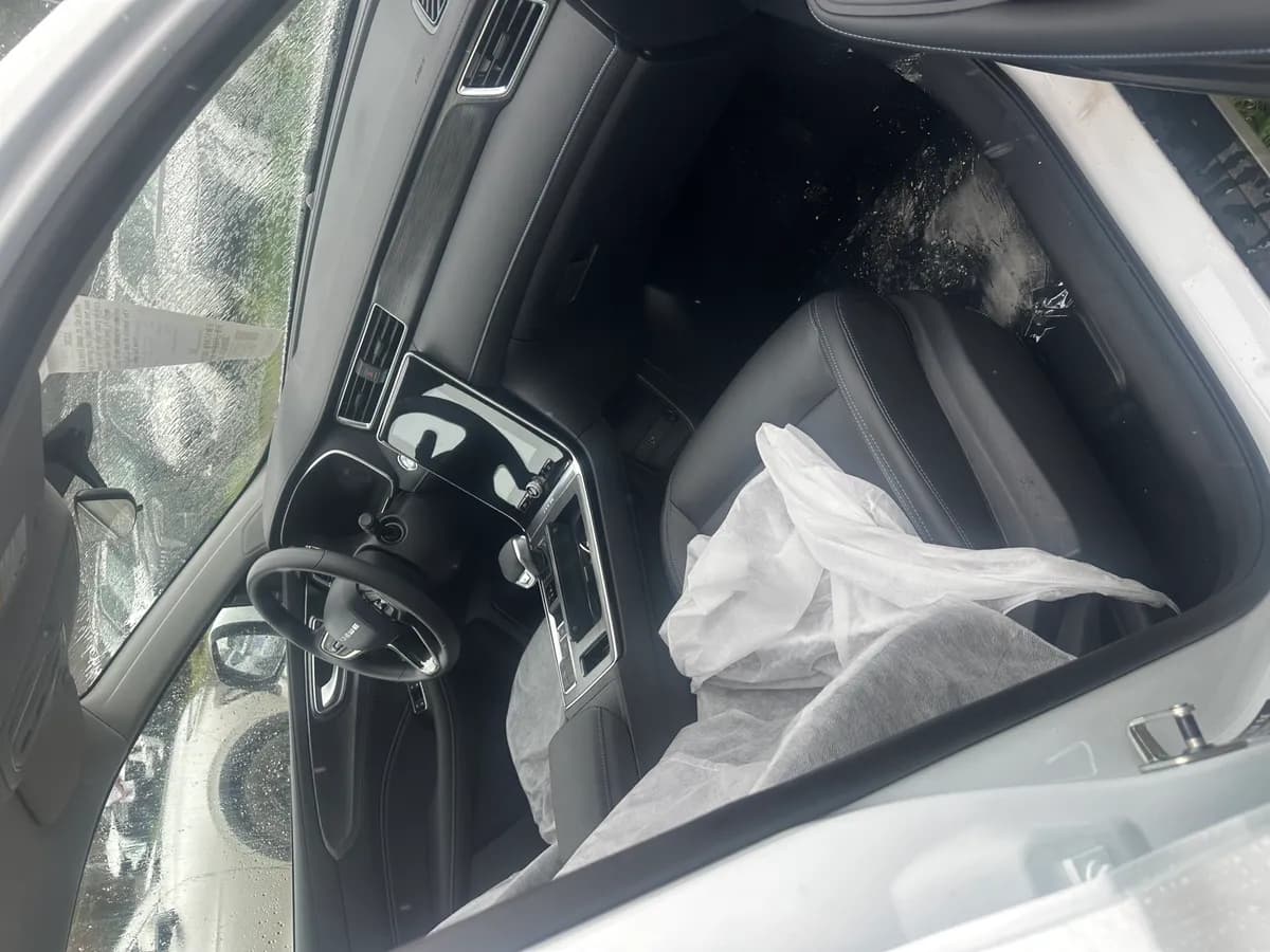 Roewe RX5 2025 PLUS 330TGI 3