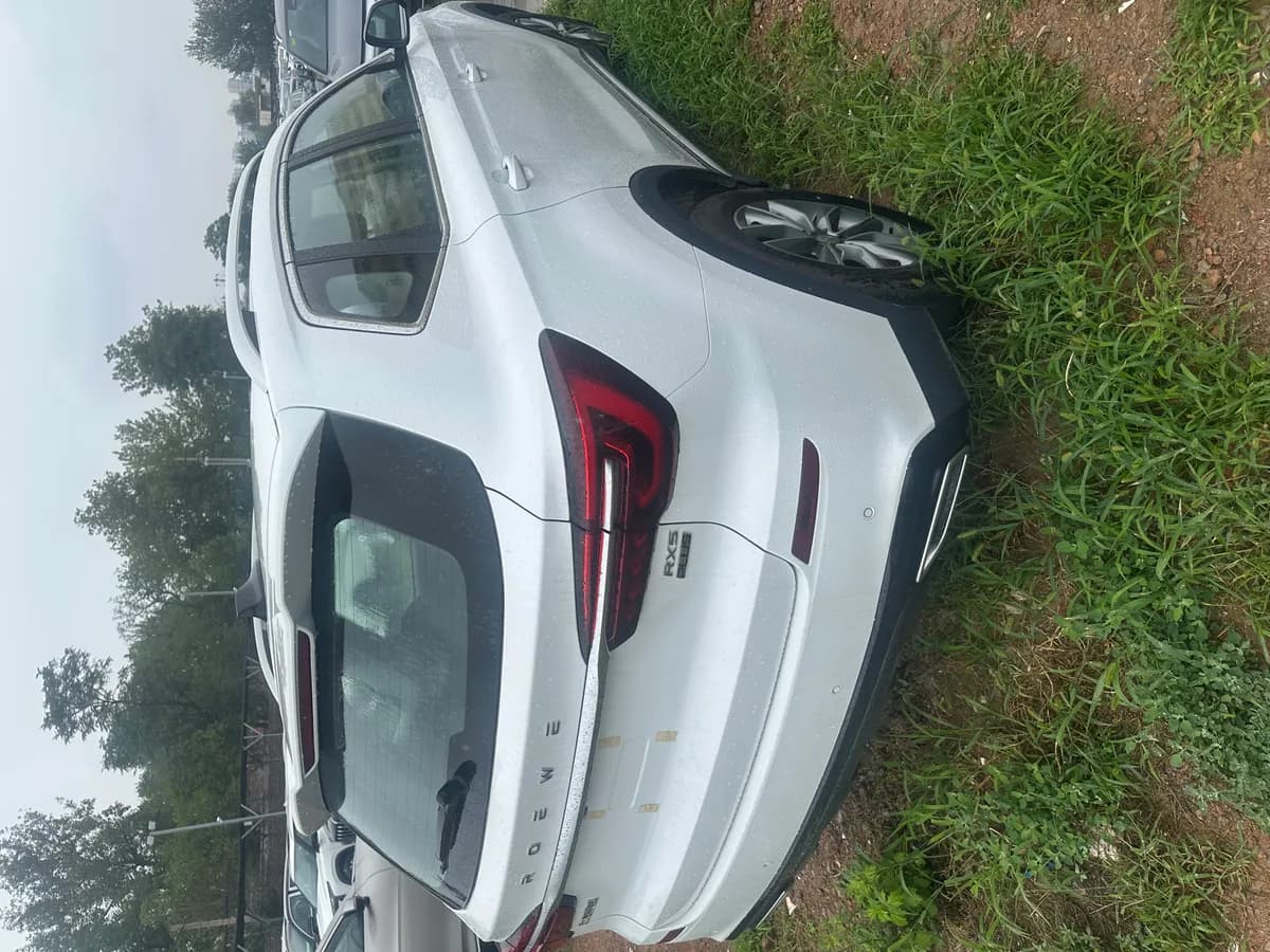 Roewe RX5 2025 PLUS 330TGI 5