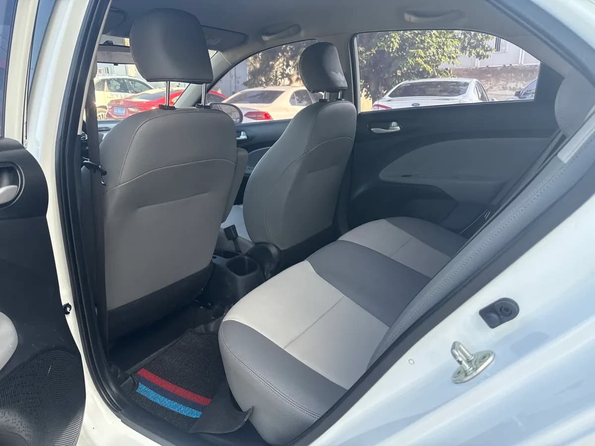 Kia 2019 1.4L Deluxe V 5