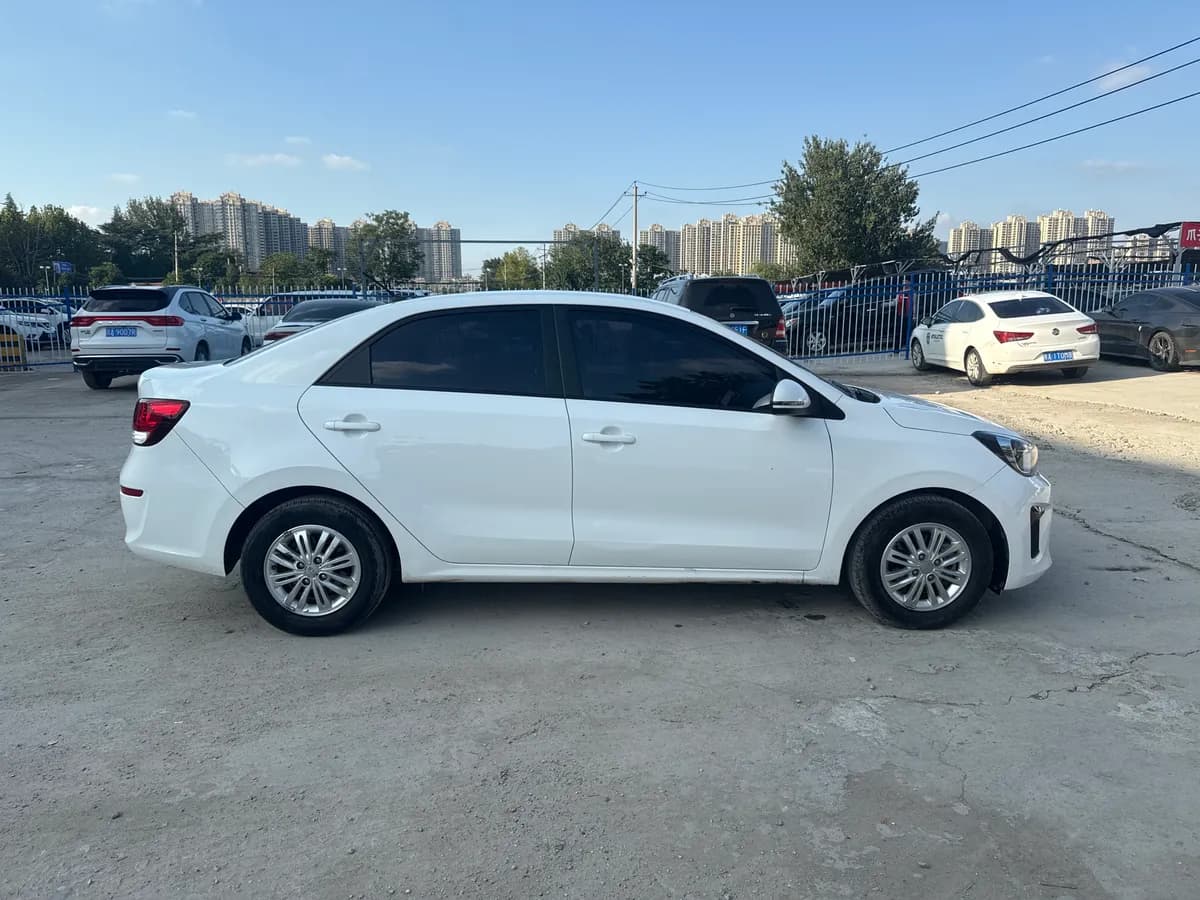 Kia 2019 1.4L Deluxe V 10