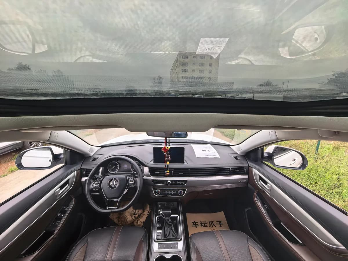 Dongfeng X7 1.5T CVT 6