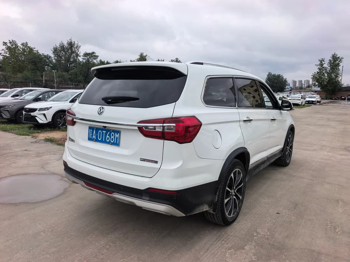 Dongfeng X7 1.5T CVT 9