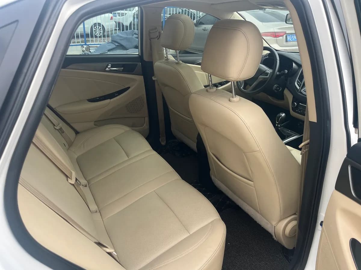 Changan 2016 1.6L 4