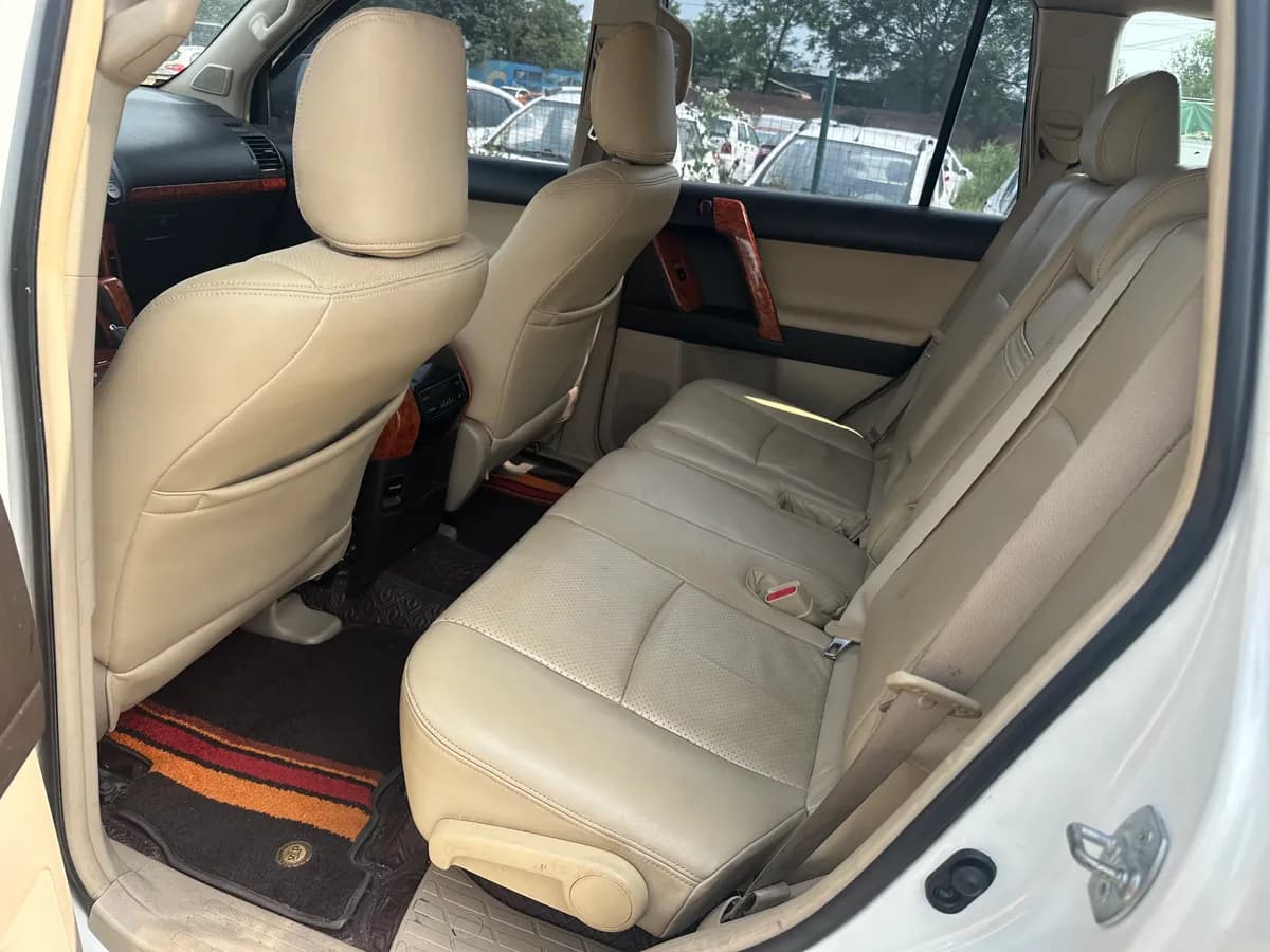 Toyota ( ) 2010 2.7L 5