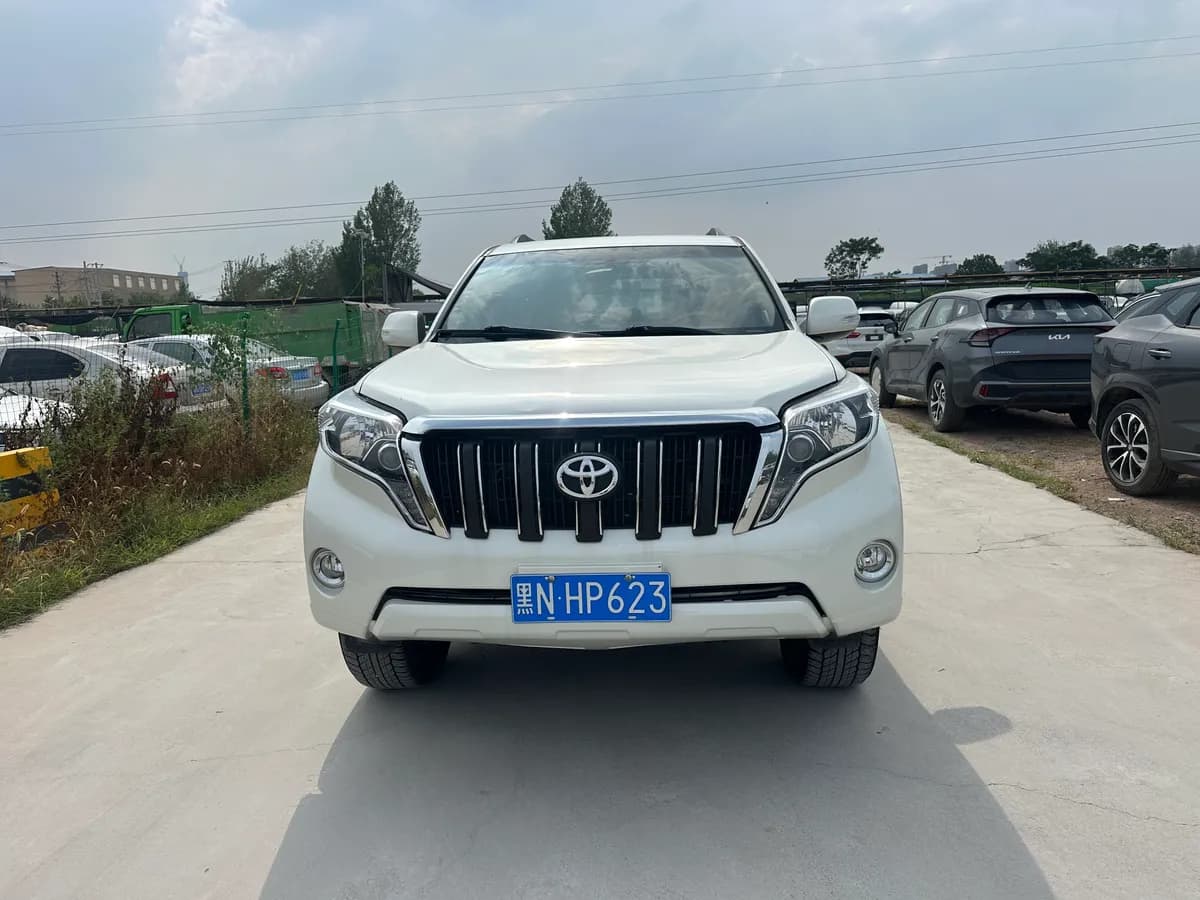 Toyota ( ) 2010 2.7L 6