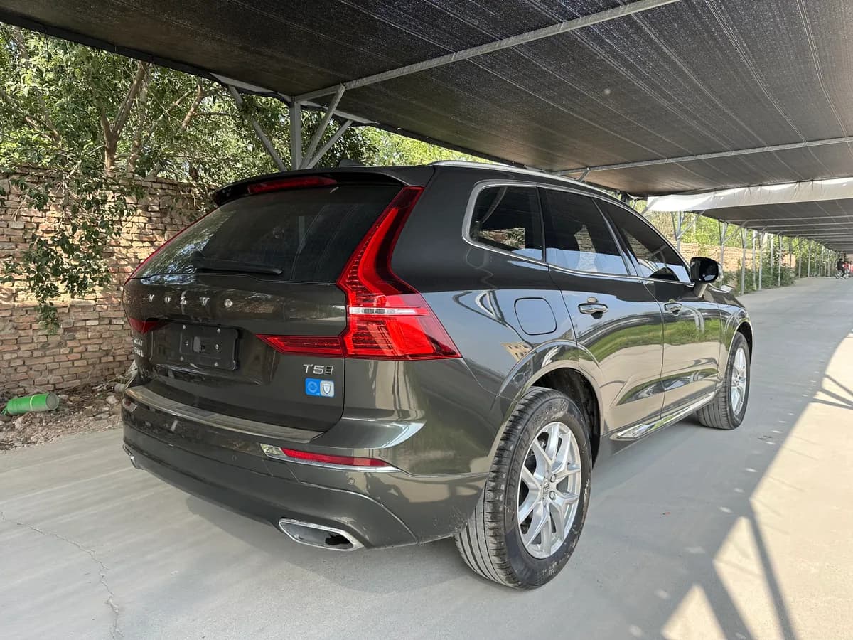 Volvo XC60 2021 T5 4