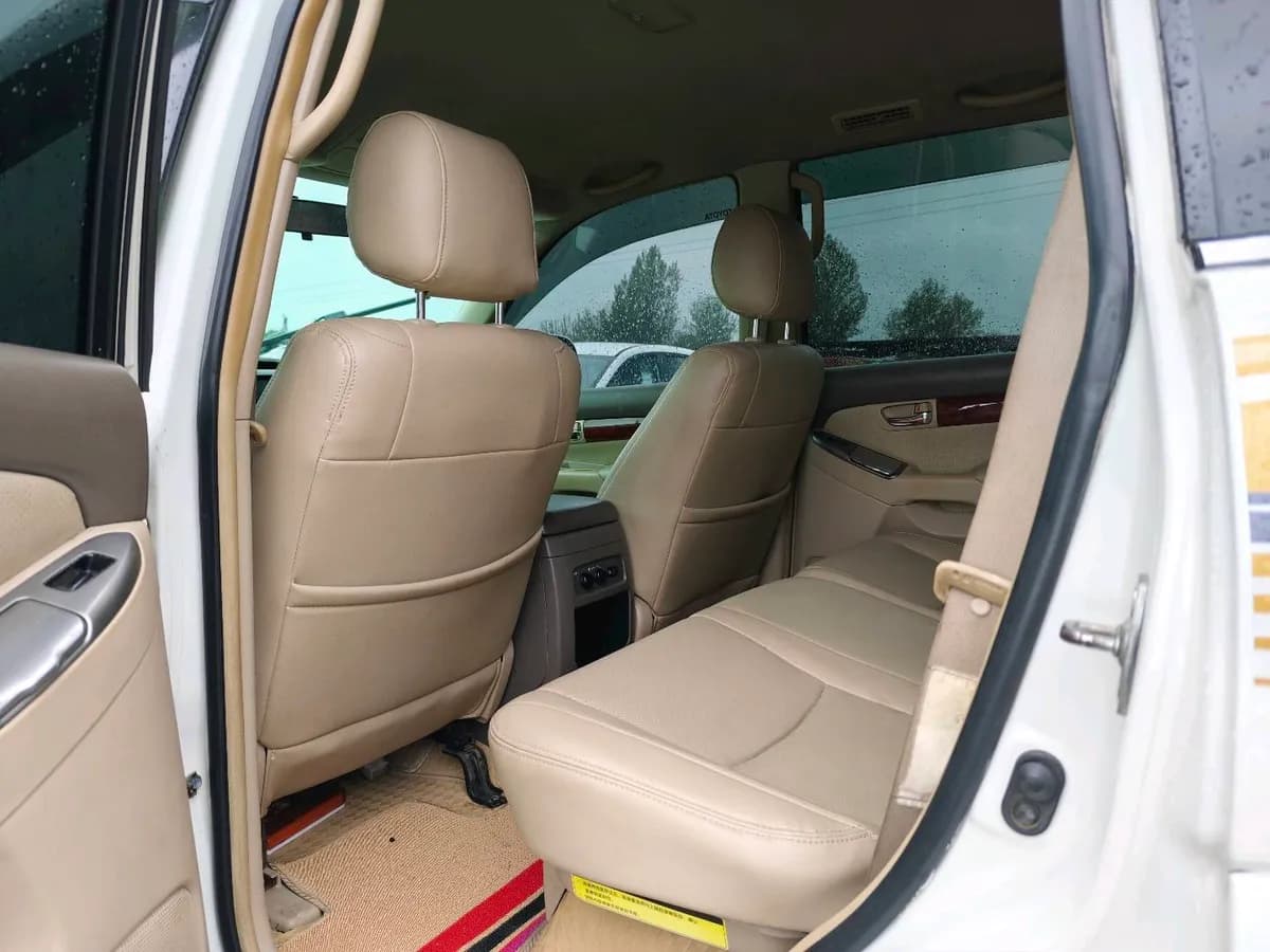 Toyota ( ) 2004 GX 2.7 5