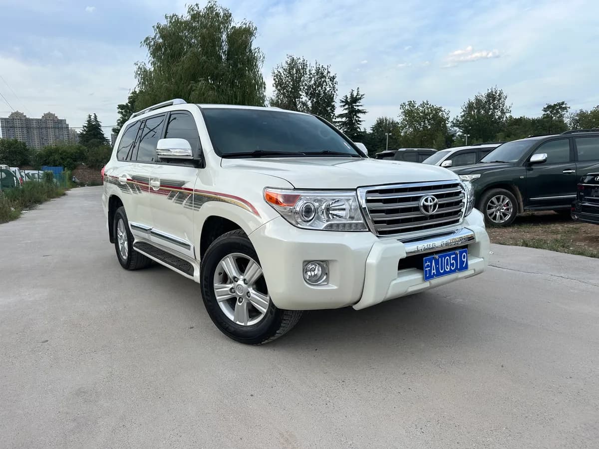 Toyota ( ) 2015 4.0L V6 2