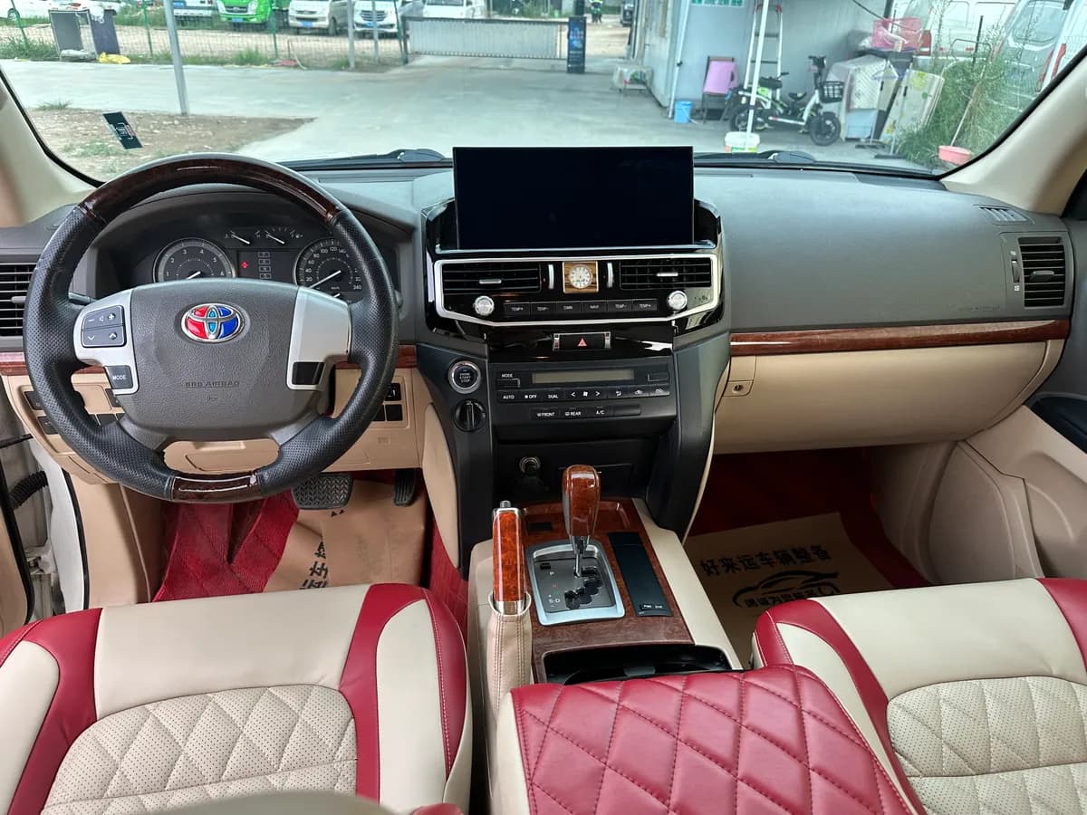 Toyota ( ) 2015 4.0L V6 8