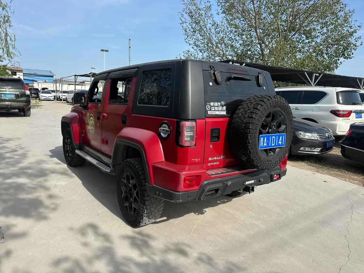 BAIC BJ40 2021 2.0D 9