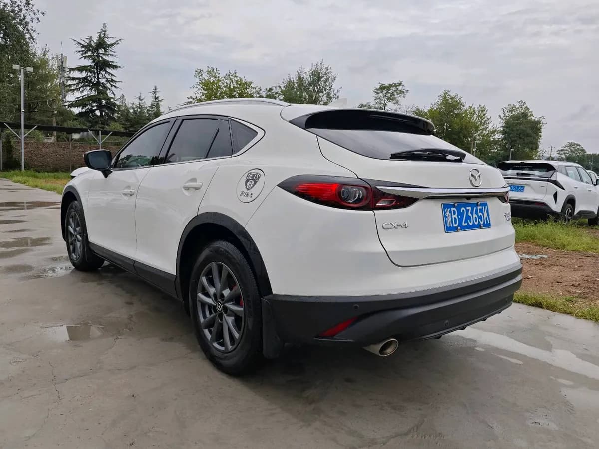 Mazda CX-4 2020 2.0L 7