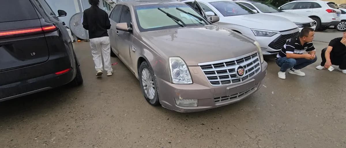Cadillac SLS 2011 2.0T