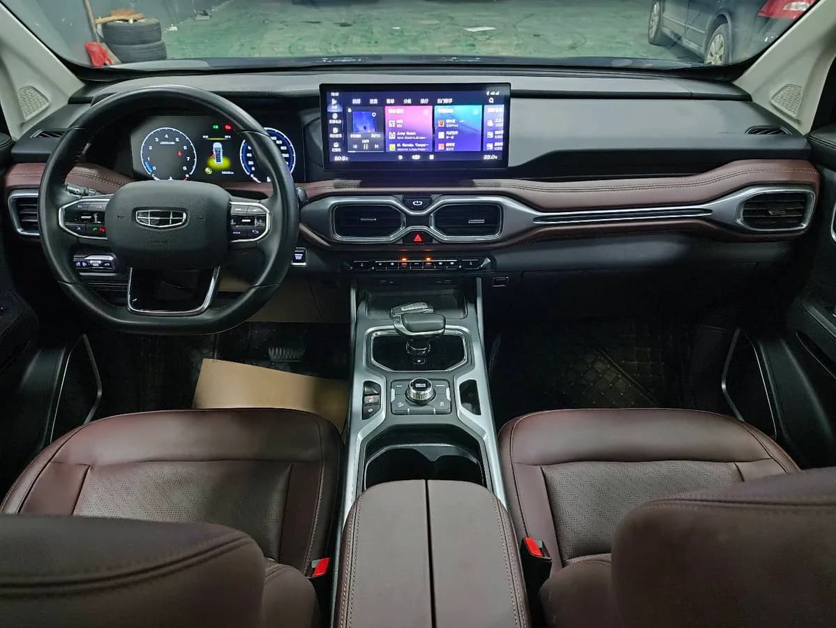Geely 2022 1.8TD 7 5