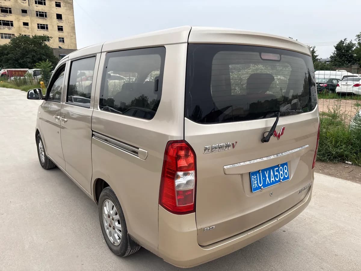 Wuling V 2015 1.2L 4