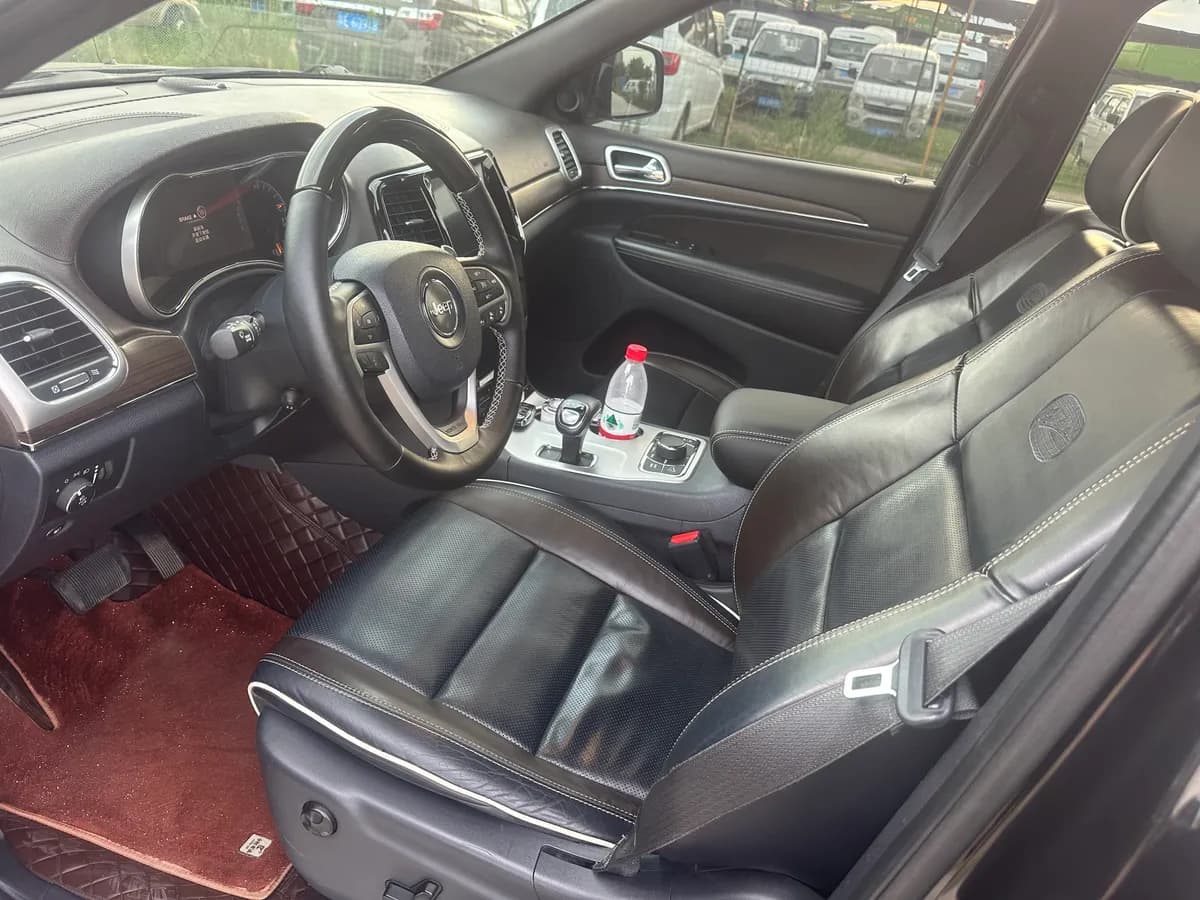Jeep ( ) 2015 3.6L 7