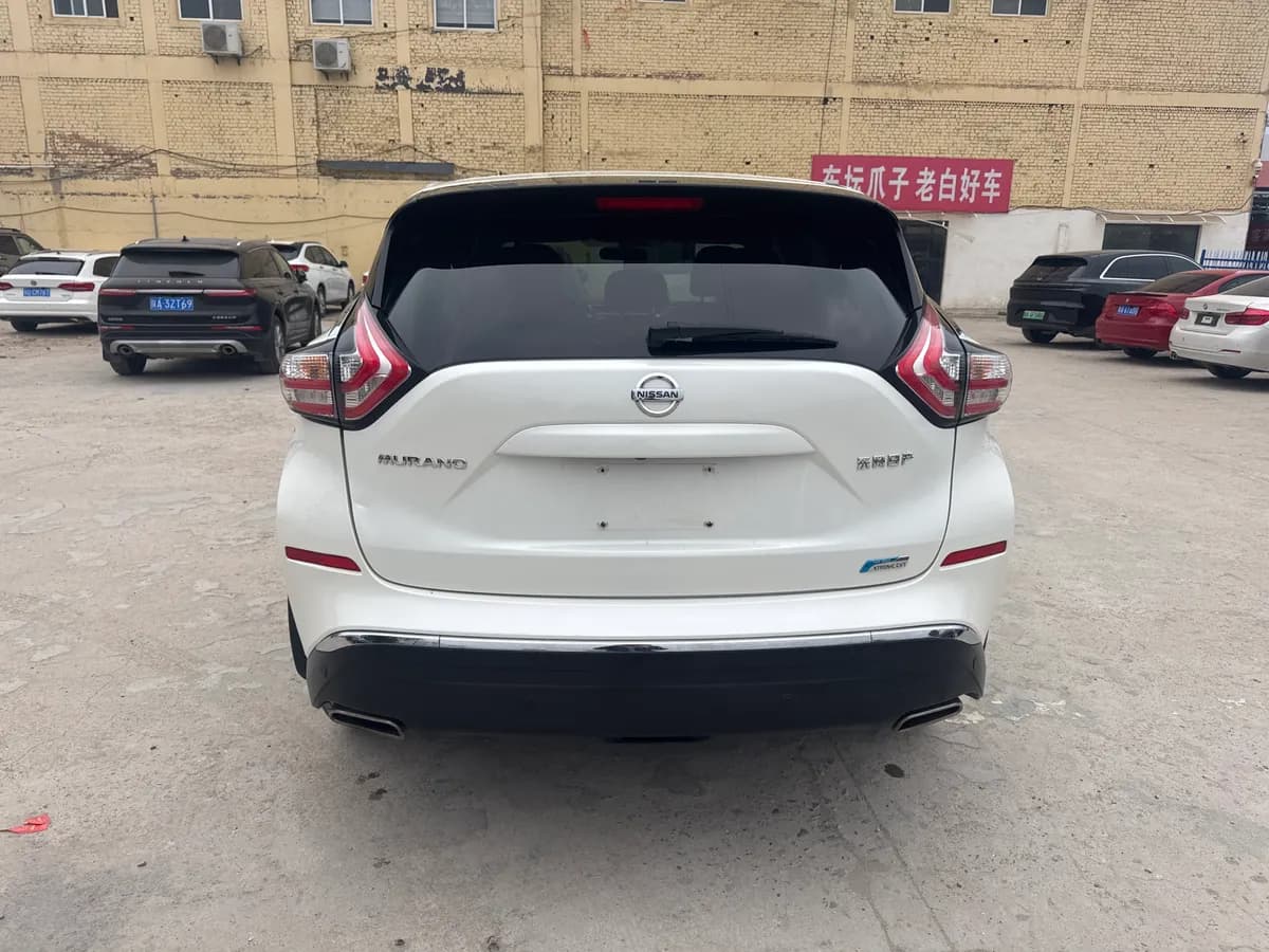 Nissan 2017 2.5L XL 8
