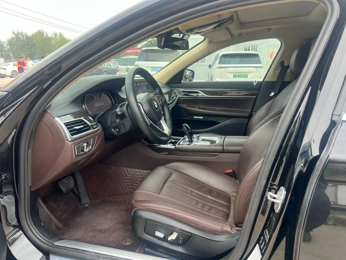 BMW 7 ( ) 2016 730Li 7