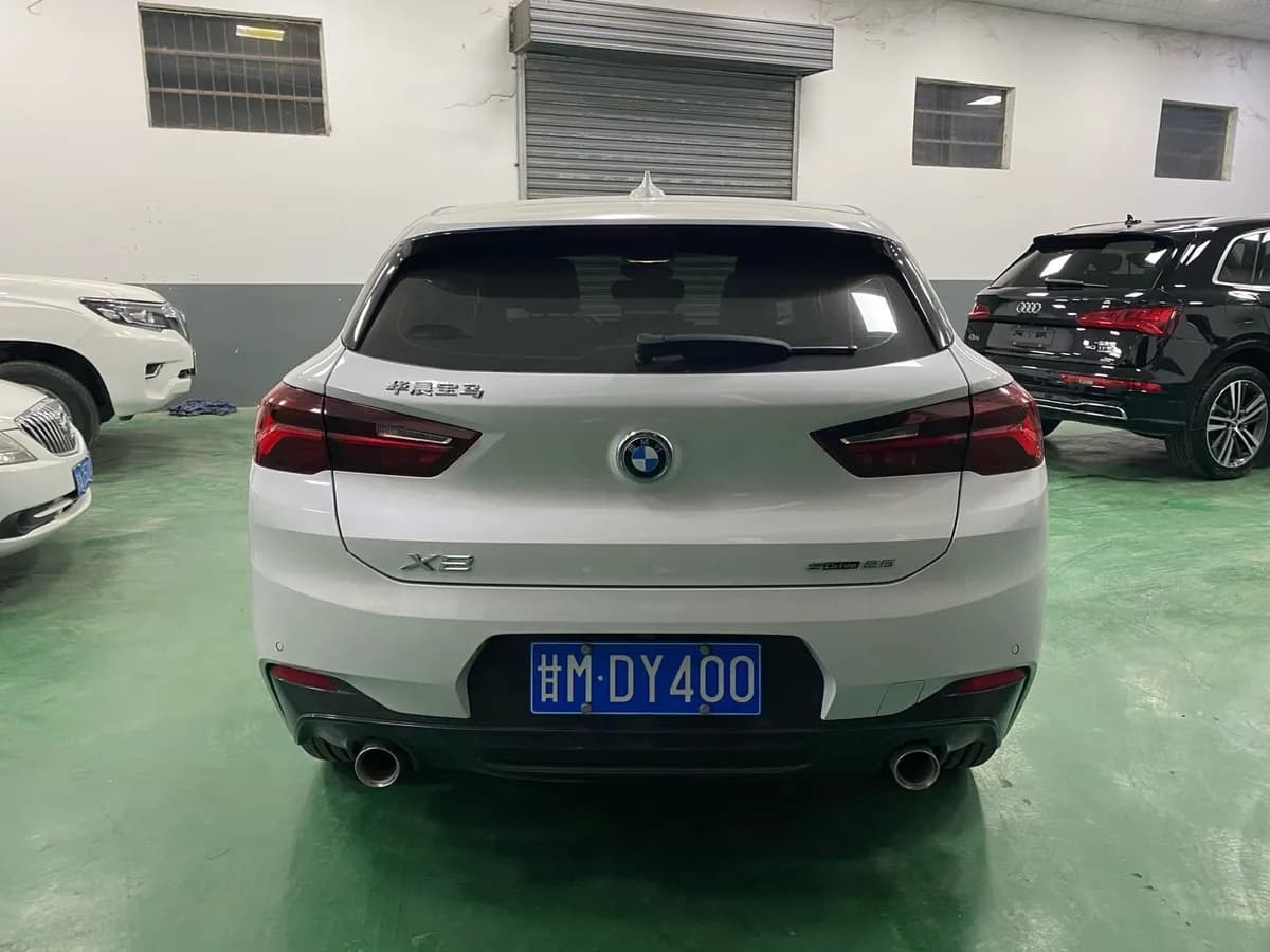 BMW X2 2021 sDrive25i M 5