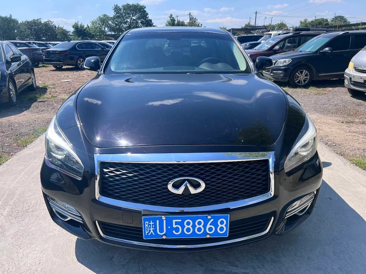 Q70 2015 Q70L 2.5L 2