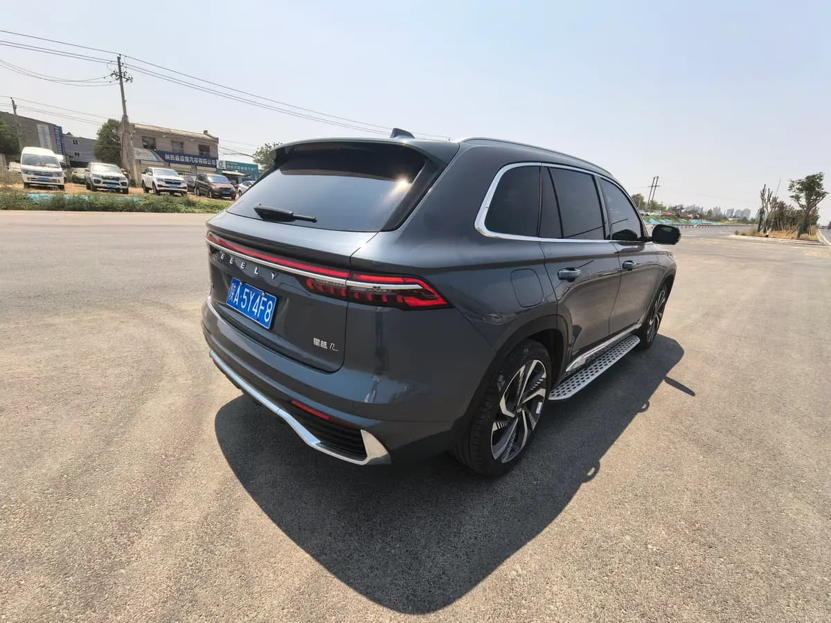 Geely L 2023 2.0TD 4