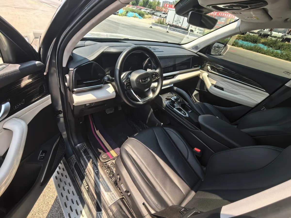 Geely L 2023 2.0TD 8