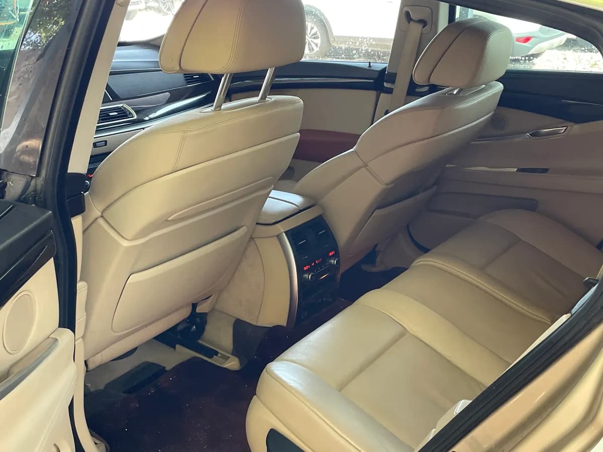 BMW 5 GT 2010 535i 4