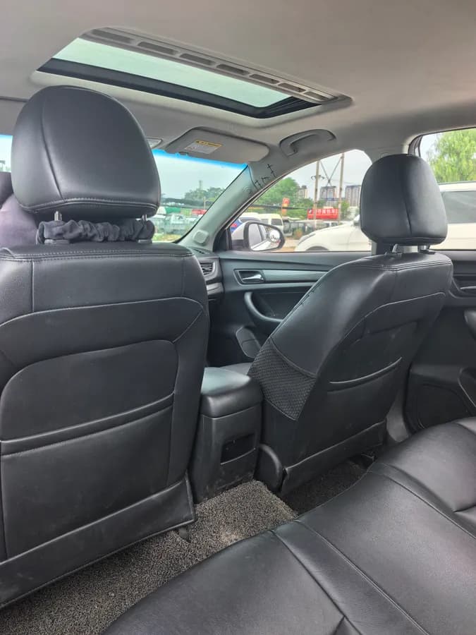 Roewe 360 2015 1.5L 5