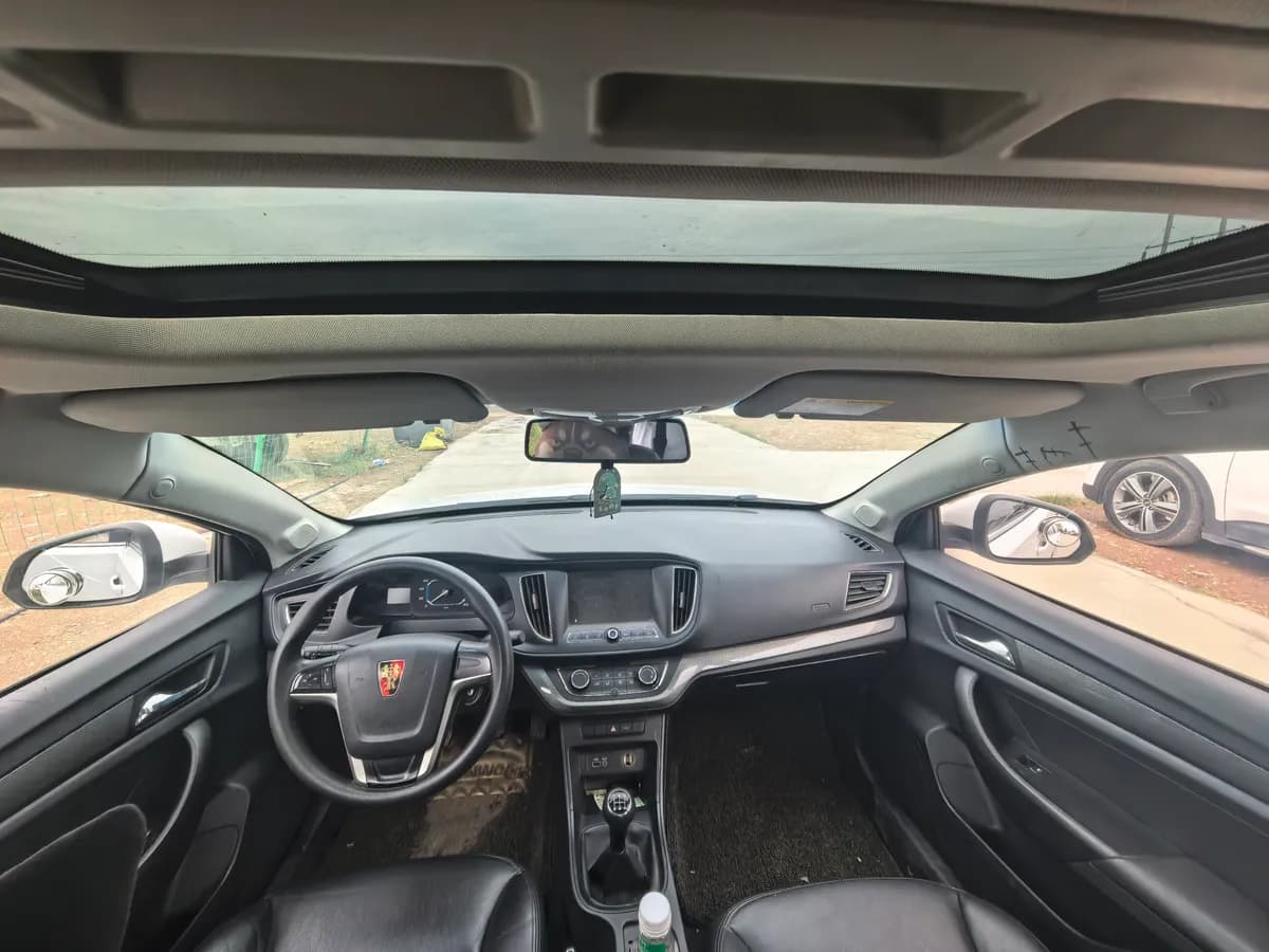 Roewe 360 2015 1.5L 6