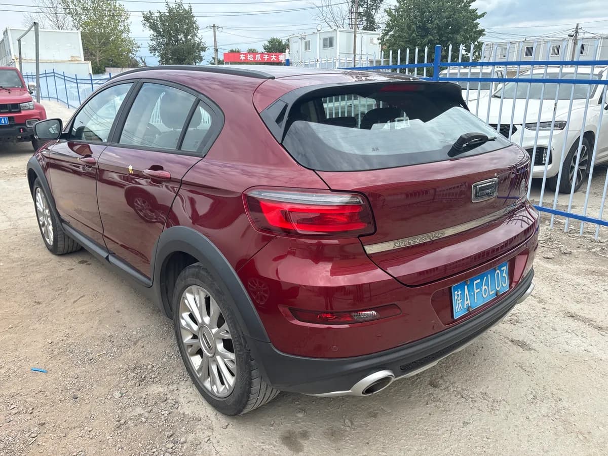 3 2015 SUV 1.6T 4