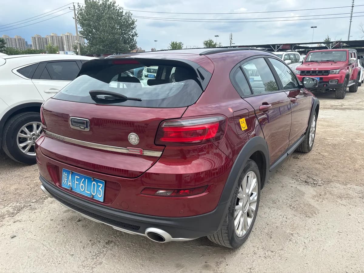 3 2015 SUV 1.6T 6