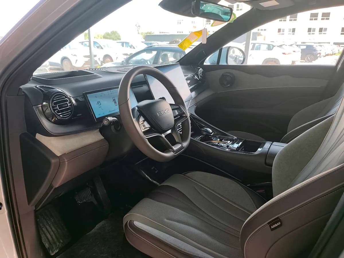 BYD 07 2023 DM-p 175KM 4