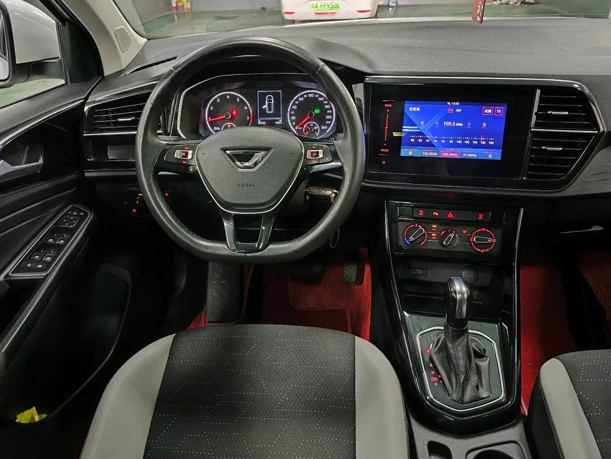 VS7 2020 1.4T 6