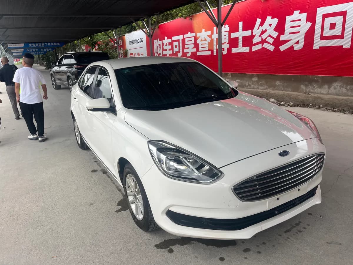 Ford 2019 1.5L VI 2