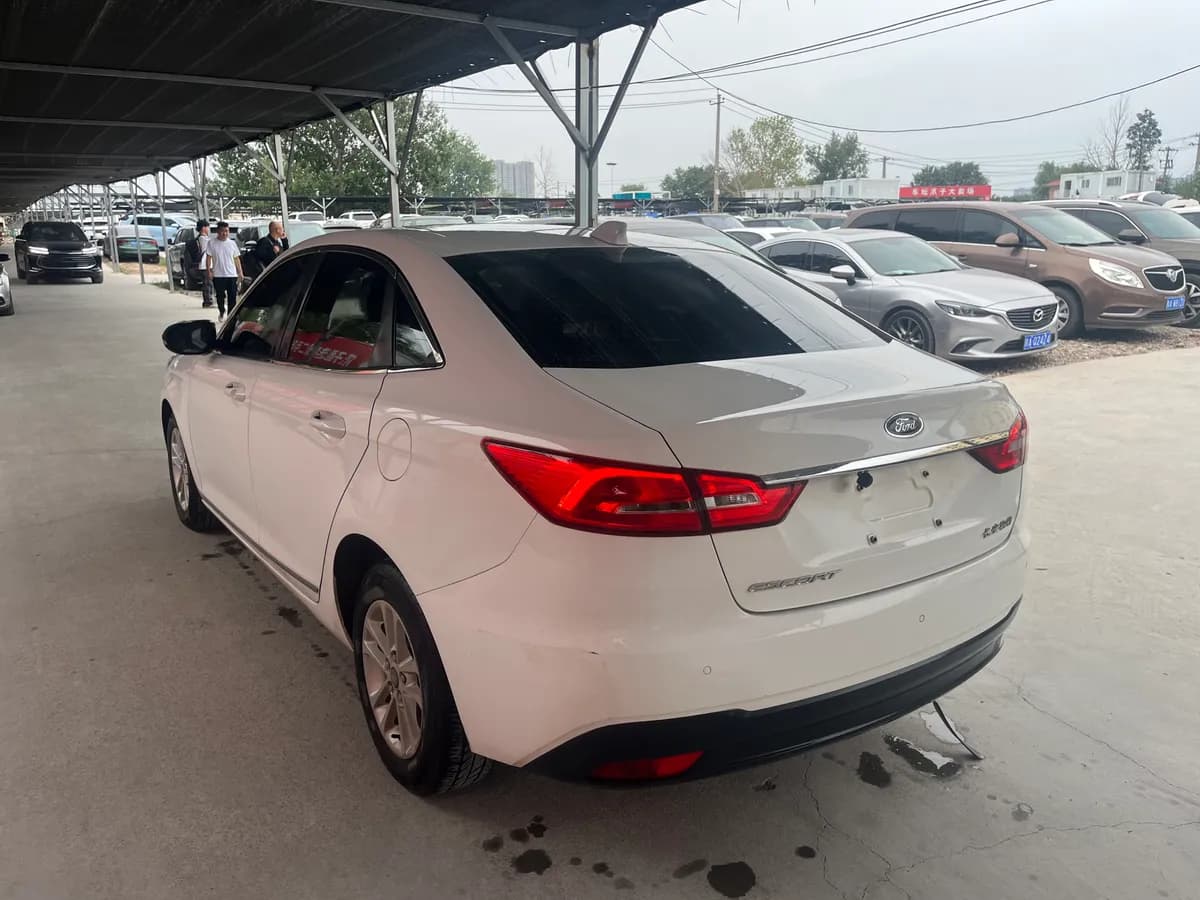 Ford 2019 1.5L VI 5