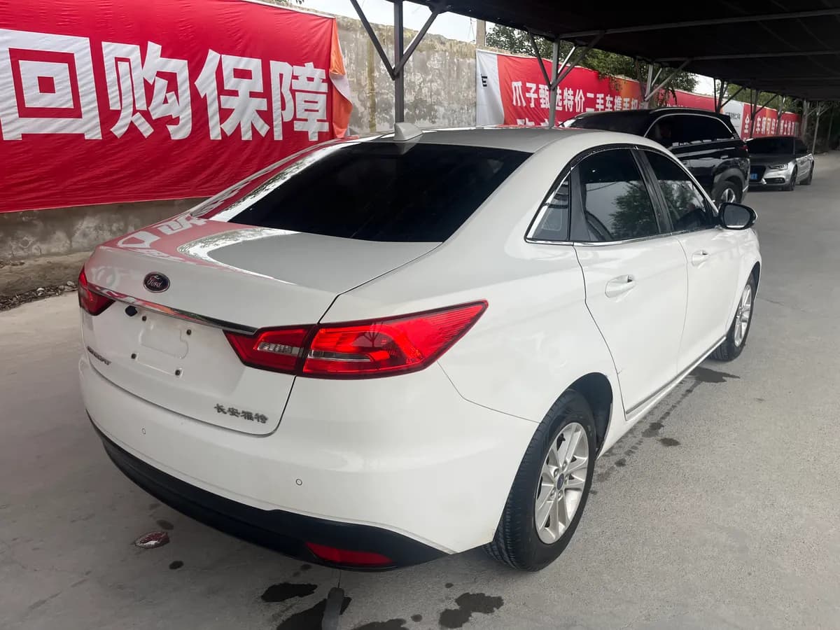 Ford 2019 1.5L VI 6