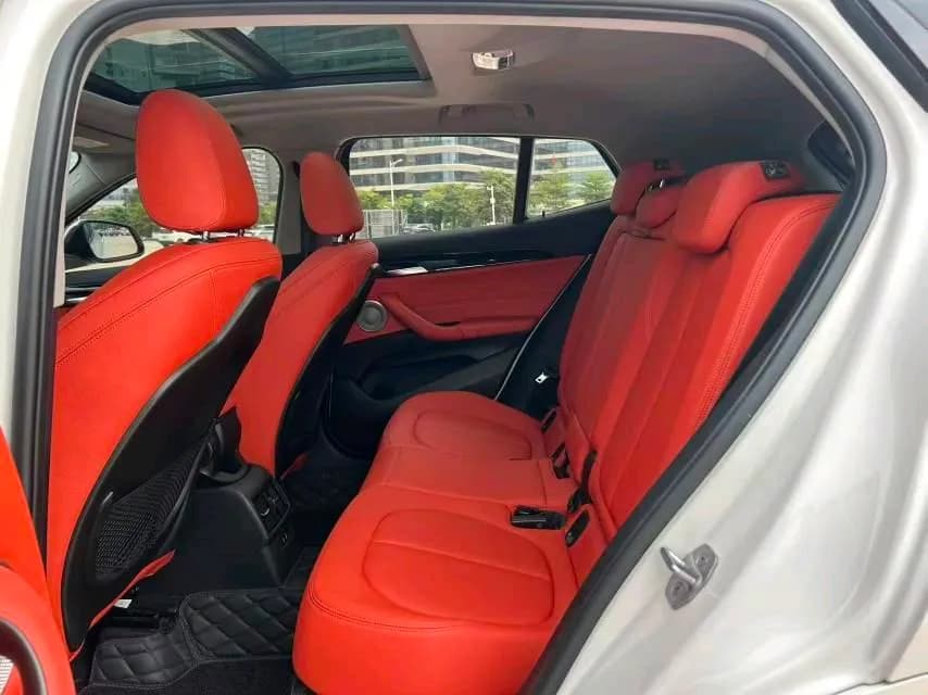 BMW X2 2022 sDrive25i M 6