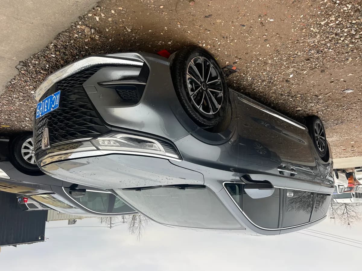 Roewe iMAX8 2021 400TGI Supreme 2