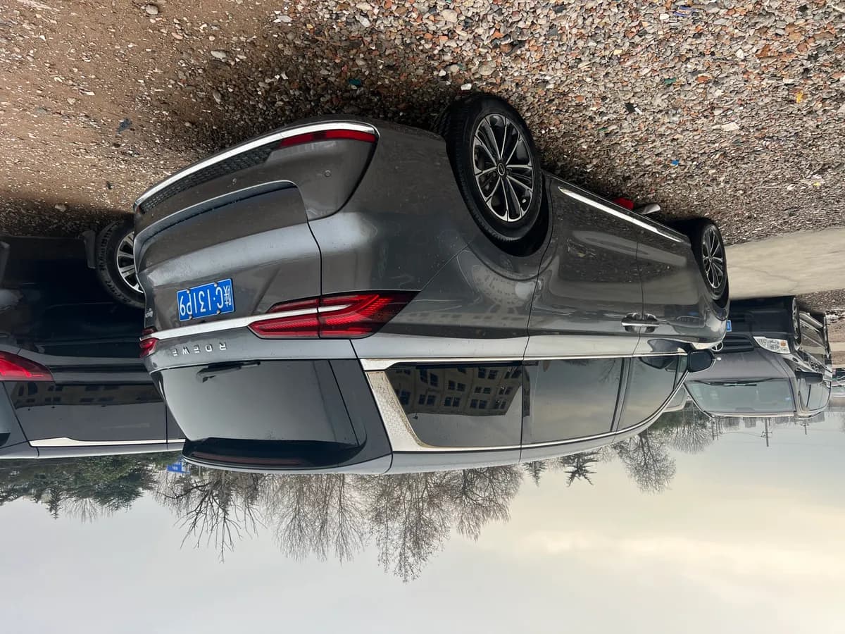 Roewe iMAX8 2021 400TGI Supreme 8