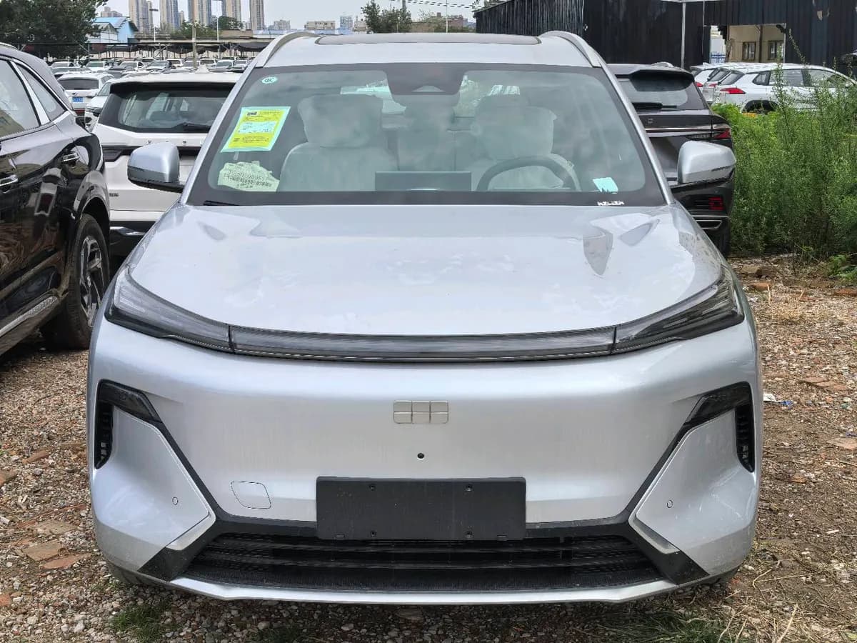 Geely Galaxy 7 EM-i 2025 2