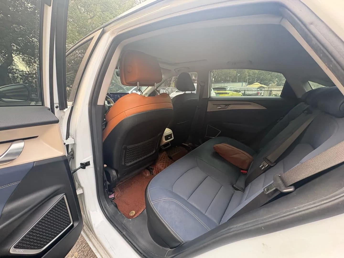 Geely Geometry A 2022 3