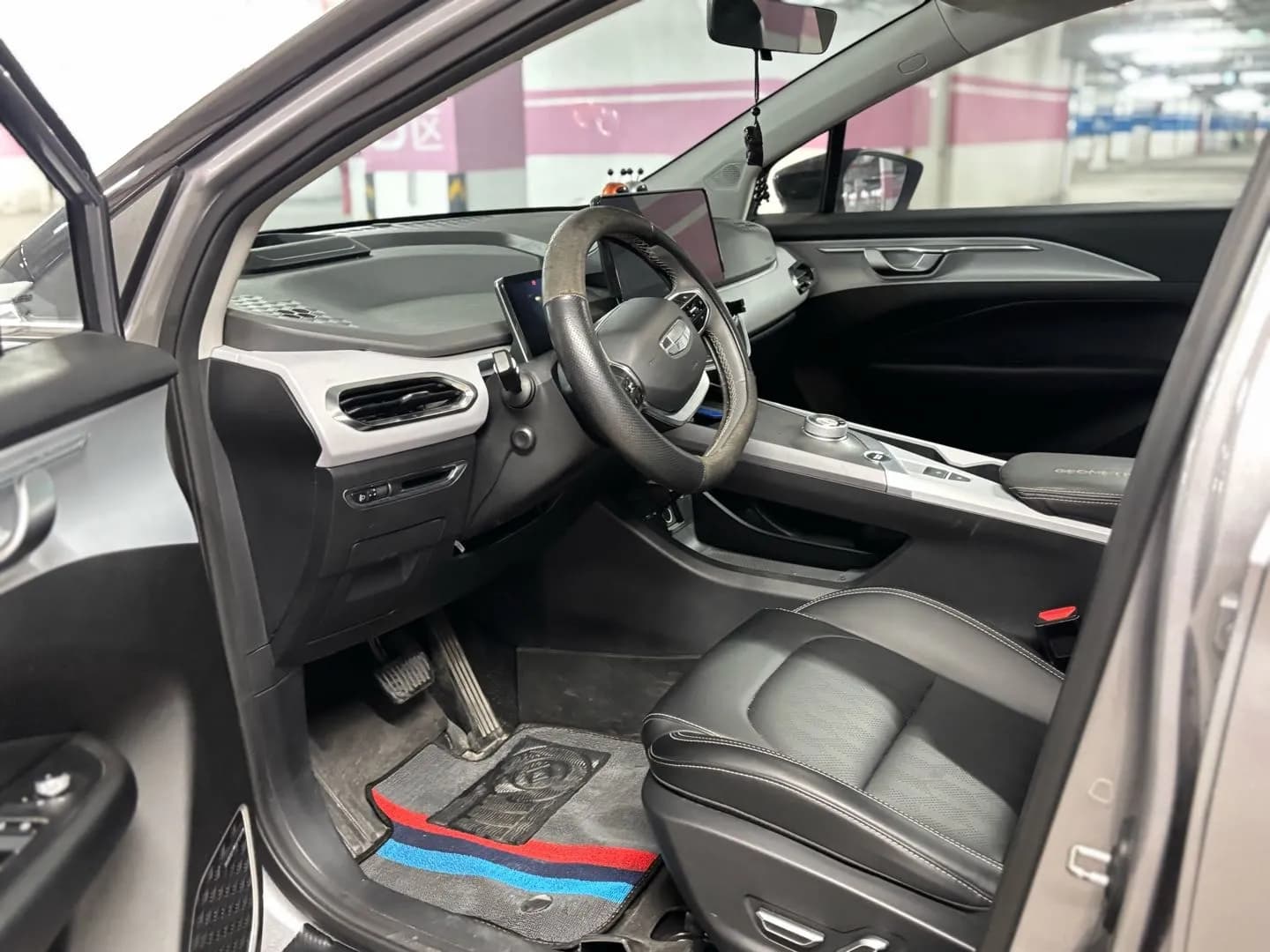 Geely Geometry C 2021 7
